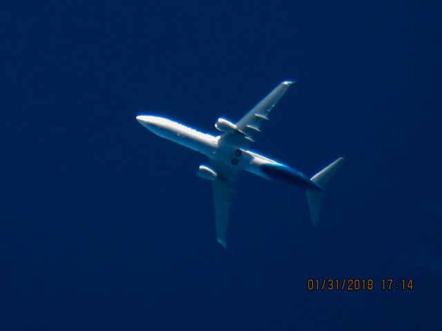 Boeing 737-900 (N270AK)