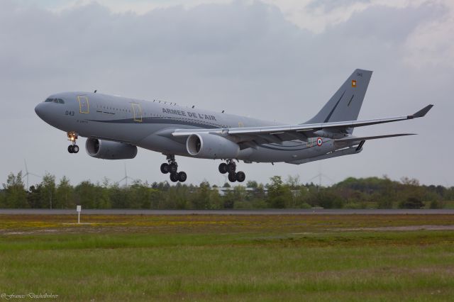 Airbus A330-200 (F-UJCI)