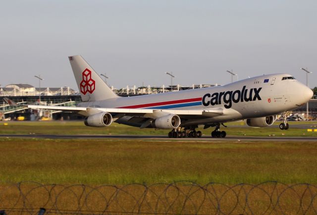 Boeing 747-400 (LX-UCV) - Beautiful light for a beautiful plane.