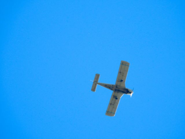 Piper Cherokee (N605AD)