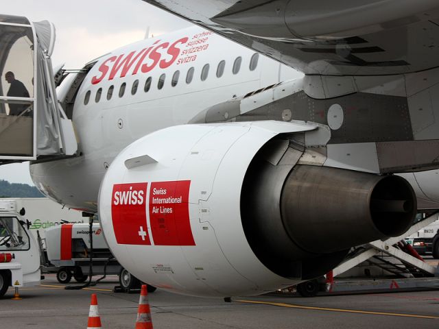 Airbus A321 (HB-IOL)
