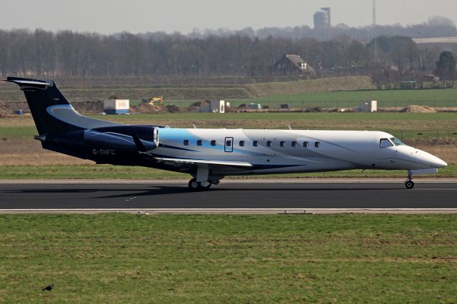 Embraer ERJ-135 (G-THFC)