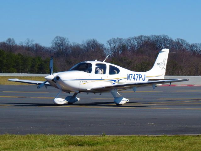 Cirrus SR-22 (N747PJ)