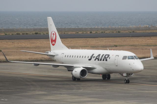 Embraer 170/175 (JA226J)