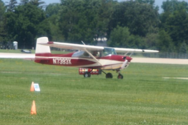 Cessna Skyhawk (N7393X)