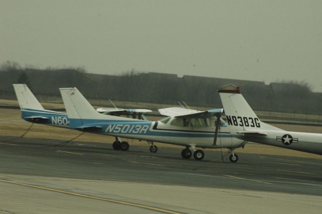 Cessna Skyhawk (N5013R)