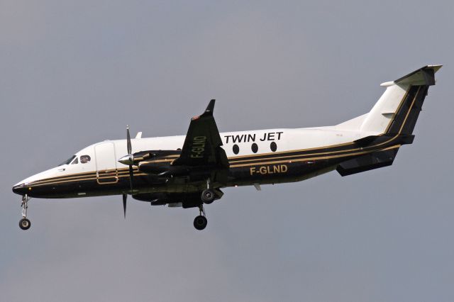 Beechcraft 1900 (F-GLND)