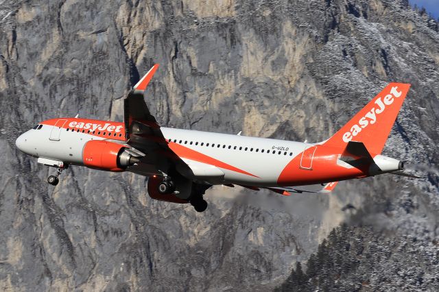 Airbus A320 (G-UZLD)