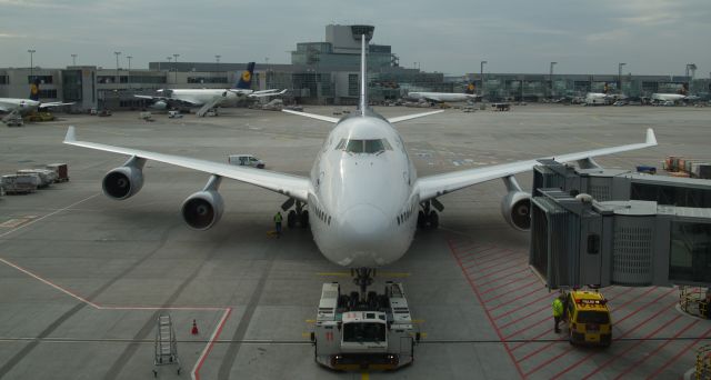 Boeing 747-200 (D-ABVO)