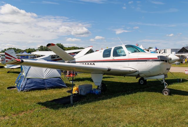 Beechcraft 35 Bonanza (N3320C)