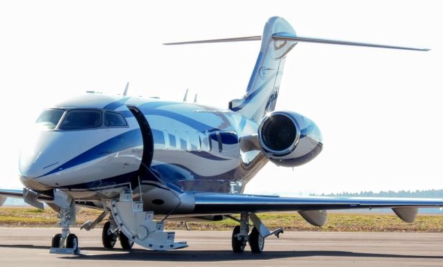 Bombardier Challenger 300 (PR-HNG)