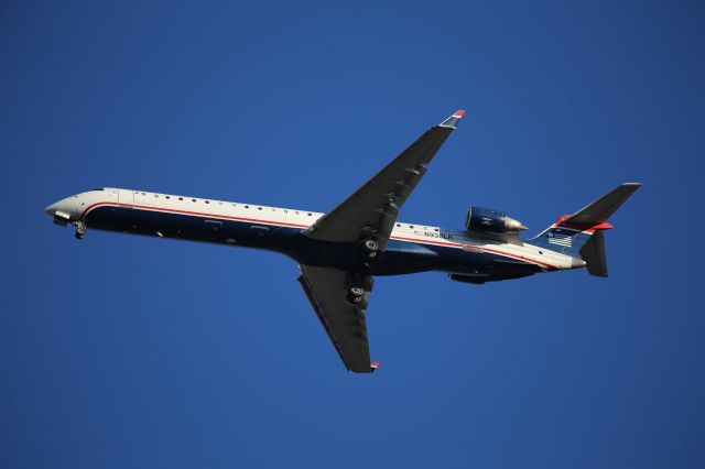 Canadair Regional Jet CRJ-900 (N938LR)