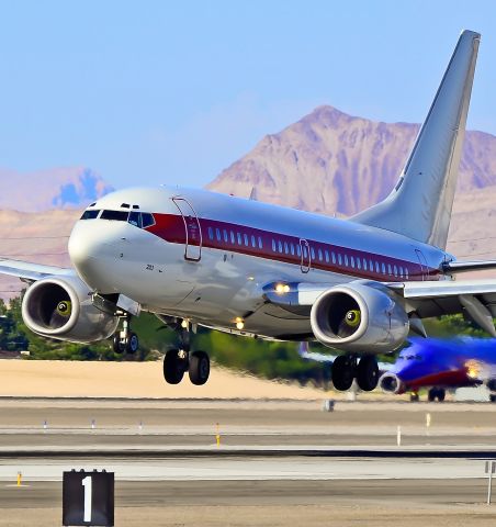 BOEING 737-600 (N859WP) - (EG & G) Boeing 737-66N N859WP (cn 28652/938)    Las Vegas - McCarran International (LAS / KLAS)  USA - Nevada, June 10, 2011  Photo: Tomás Del Coro