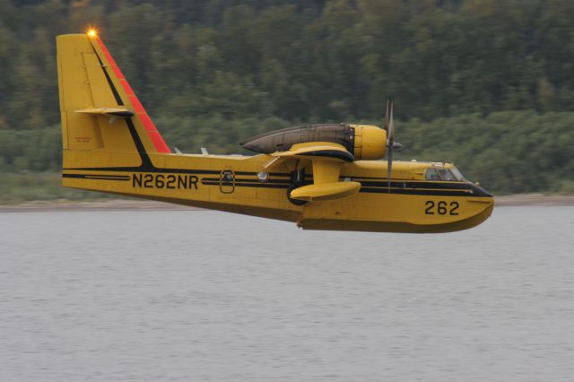 N262NR — - Firefighting near Mt. Hood Oregon.