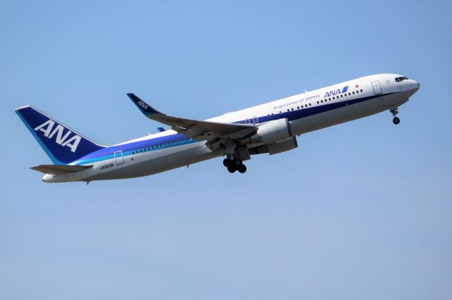 BOEING 767-300 (JA623A)