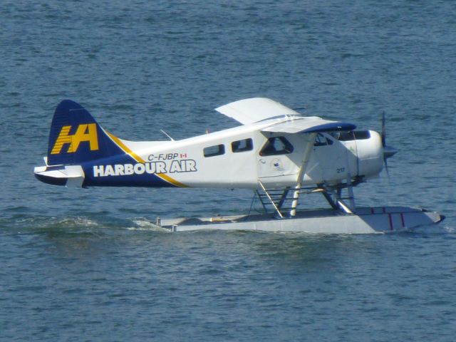 De Havilland Canada DHC-3 Otter (C-FJBP)