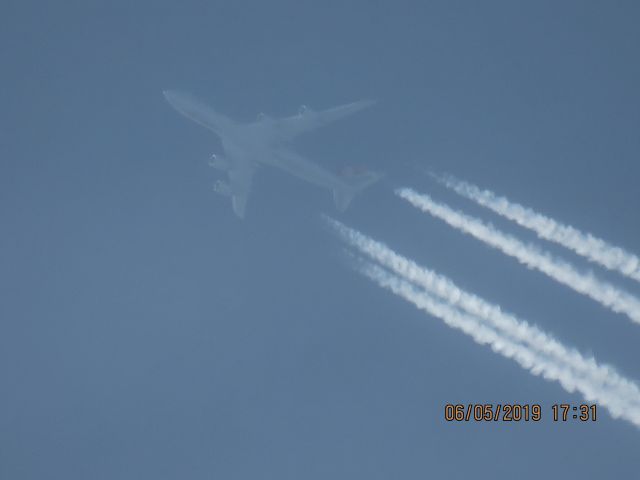 BOEING 747-8 (LX-VCF)
