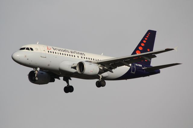 Airbus A319 (OO-SSW)