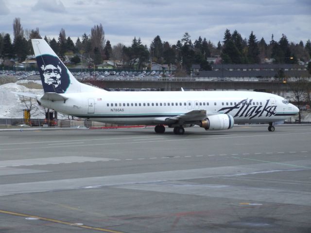 Boeing 737-700 (N780AS)