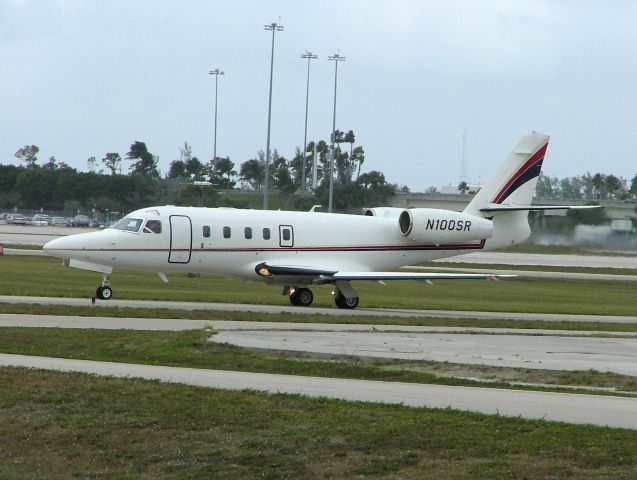 IAI Gulfstream G100 (N100SR)