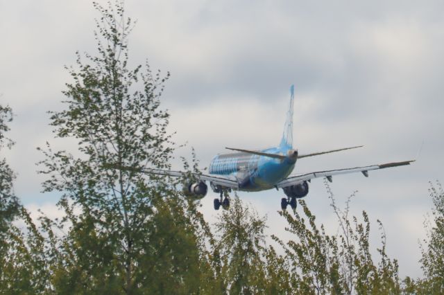 EMBRAER 195 (EW-400PO)