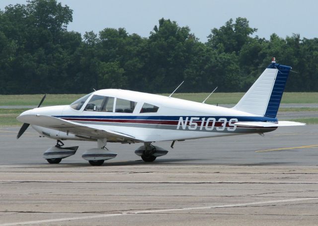 Piper Cherokee (N5103S) - At Downtown Shreveport.