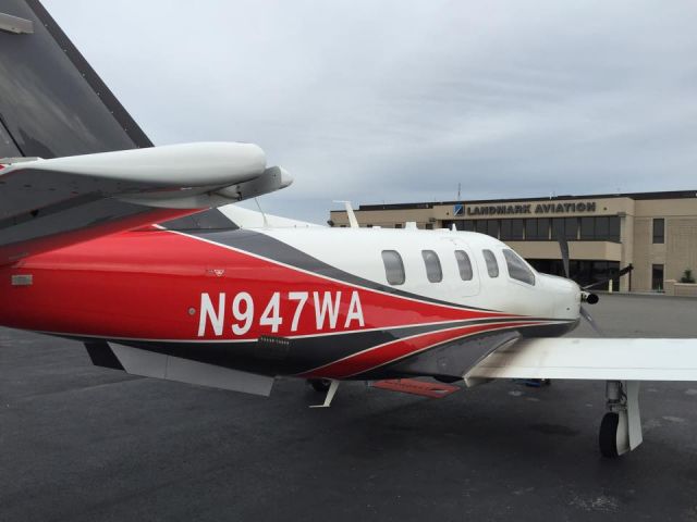 Socata TBM-850 (N947WA) - Technical fuel stop for fuel during delivery flight to KHWO