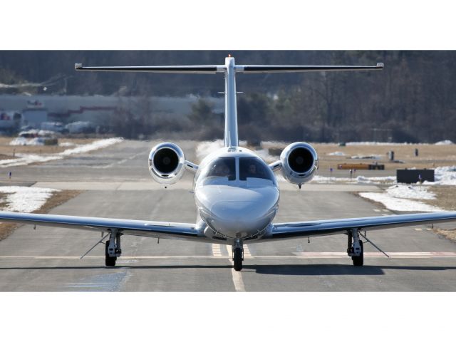 Cessna Citation CJ2+ (N717HA) - Taxiing for a departure runway 26.