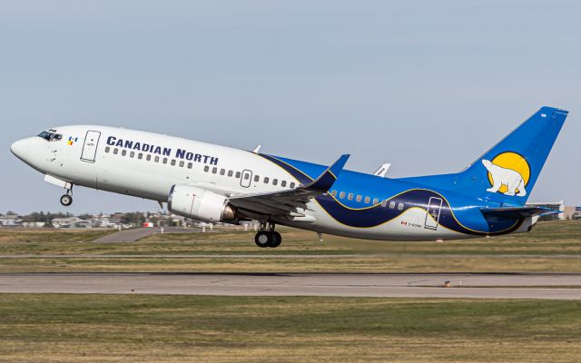 BOEING 737-300 (C-GCNW)