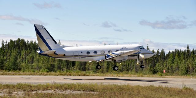 Grumman Gulfstream 1 (C-FAWE)