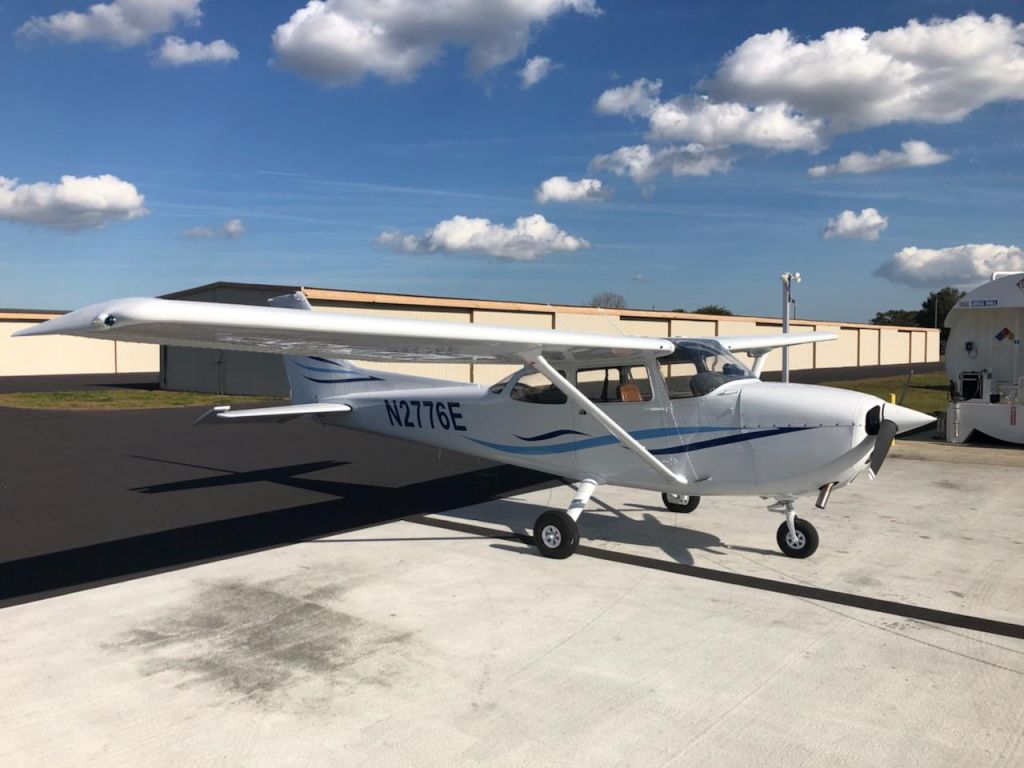 Cessna Skyhawk (N2776E)