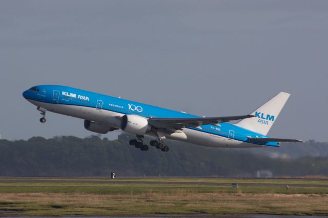 Boeing 777-200 (PH-BQL)