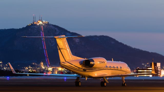 Gulfstream Aerospace Gulfstream V (N254CA) - JMAN ENTERPRISE / Gulfstream Aerospace G-IVbr /Mar.05.2016 Hakodate Airport [HKD/RJCH] JAPAN