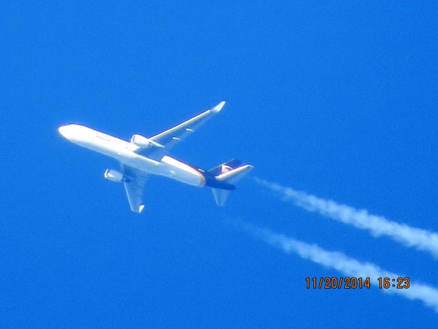BOEING 767-300 (N355UP) - UPS flight from SDF to ABQ over Southeastern Kansas at 34,000 feet.