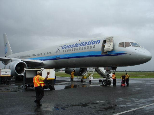 Boeing 757-200 (N742PA)