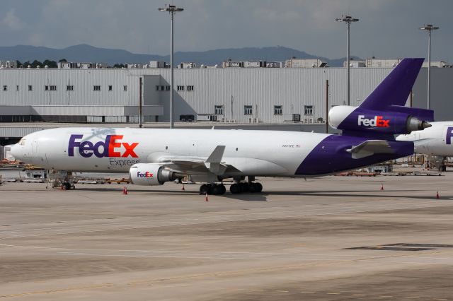 Boeing MD-11 (N573FE)