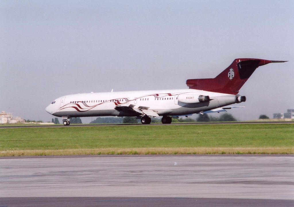 BOEING 727-200 (N169KT)