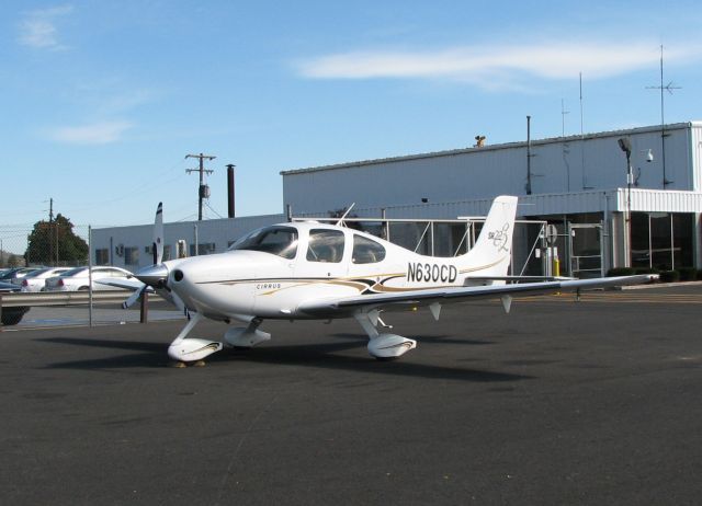 Cirrus SR-22 (N630CD) - at Queen City.