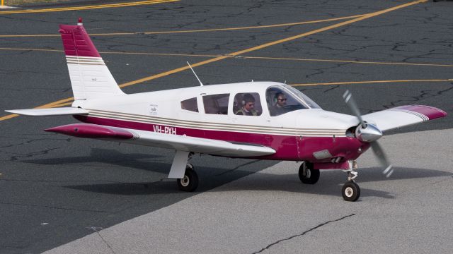 Piper Cherokee (VH-PXH)