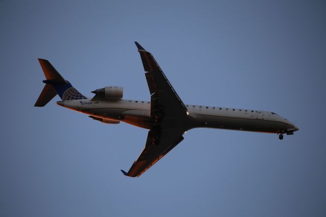 Canadair Regional Jet CRJ-700 (N794SK)