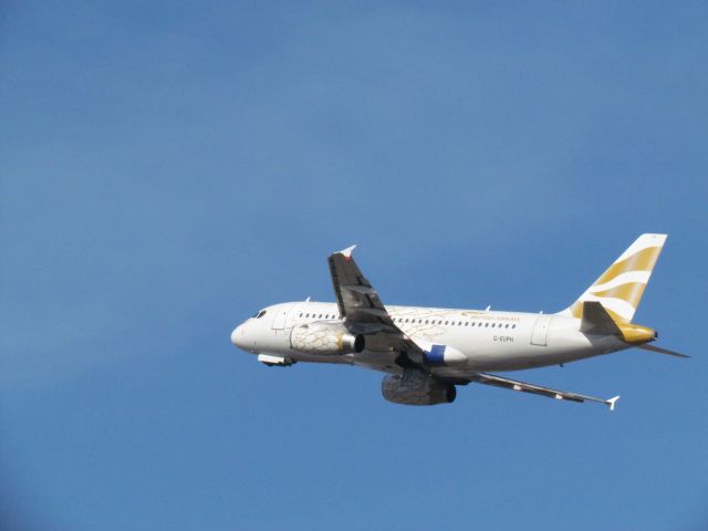 Airbus A319 (G-EUPH)