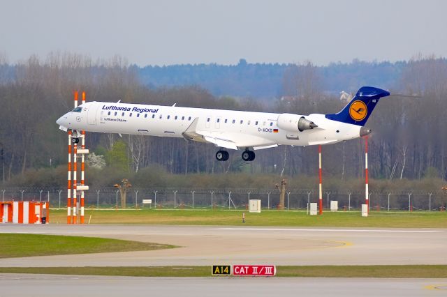 Canadair Regional Jet CRJ-900 (D-ACKD)