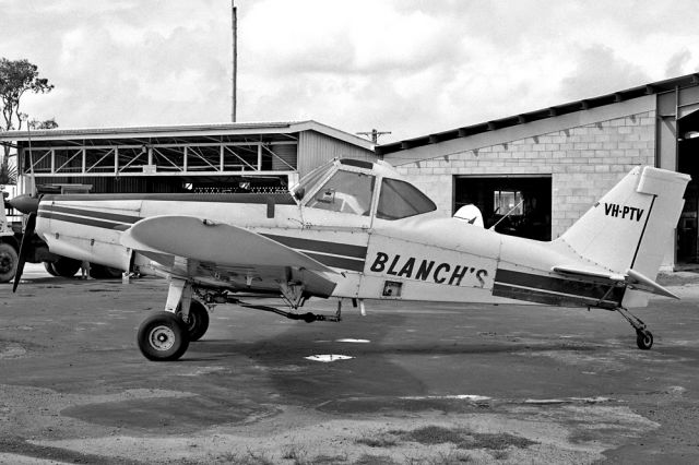 Piper Pawnee Brave (VH-PTV) - BLANCH'S - PIPER PA-36-285 PAWNEE BRAVE - VH-PTV (CN 36-7660005) - INGHAM AIRPORT QUEENSLAND AUSTRALIA - YIGM 2/7/1986