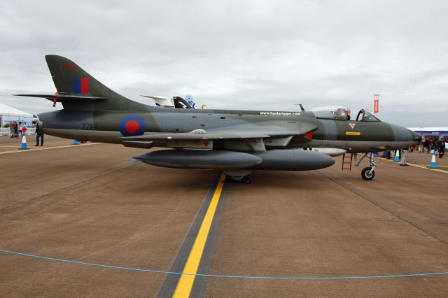 — — - Hawker Hunter F-58