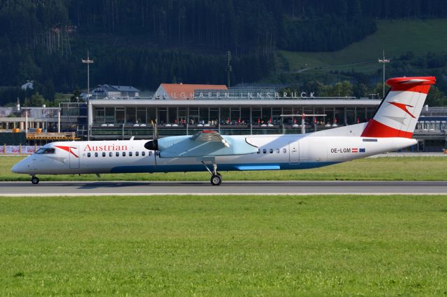 de Havilland Dash 8-400 (OE-LGM)