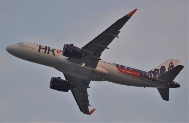 Airbus A320neo (B-LCL)