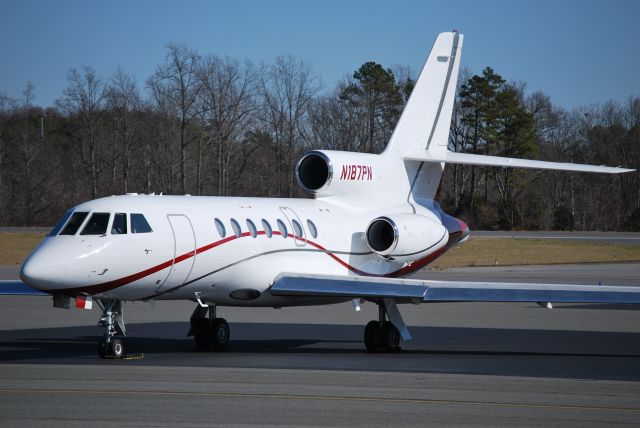 Dassault Falcon 50 (N187PN) - GULF DISTRIBUTING HOLDINGS LLC at KJQF- 1/25/12