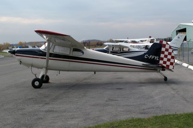 Cessna 170 (C-FFYL)