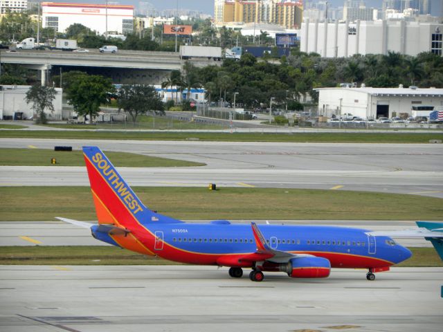 Boeing 737-700 (N750SA)