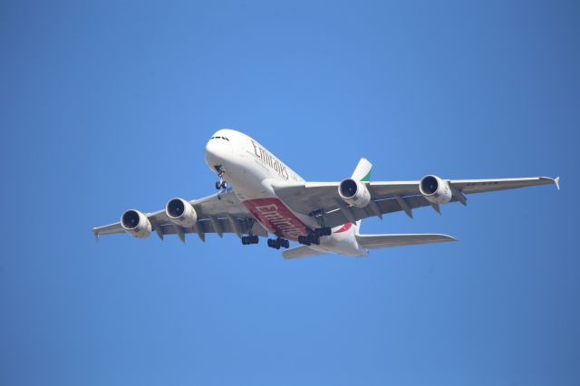 Airbus A380-800 (A6-EVM)